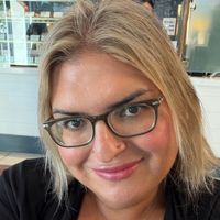 emmalilian's profile picture