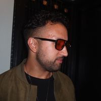 Nowwithnik's profile picture'